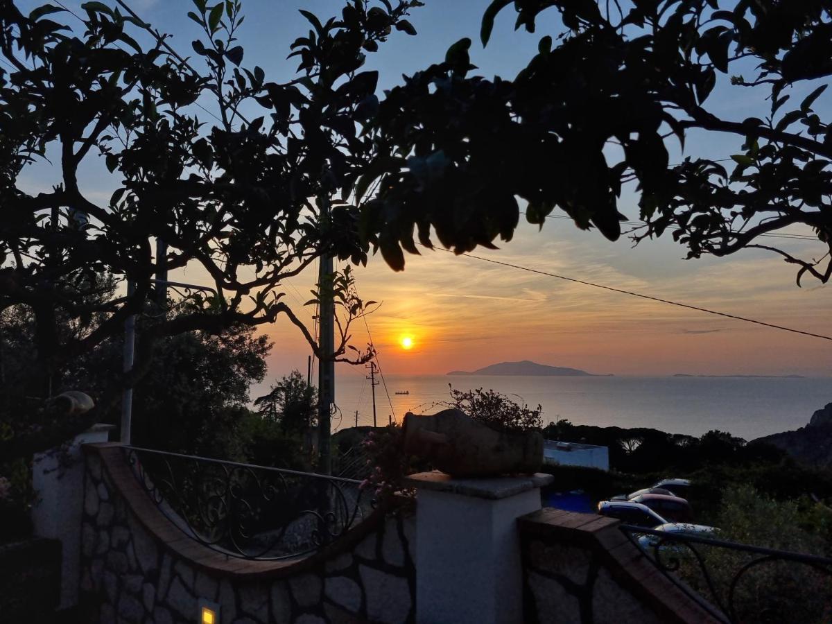 Casa Astra Bed and Breakfast Anacapri  Buitenkant foto