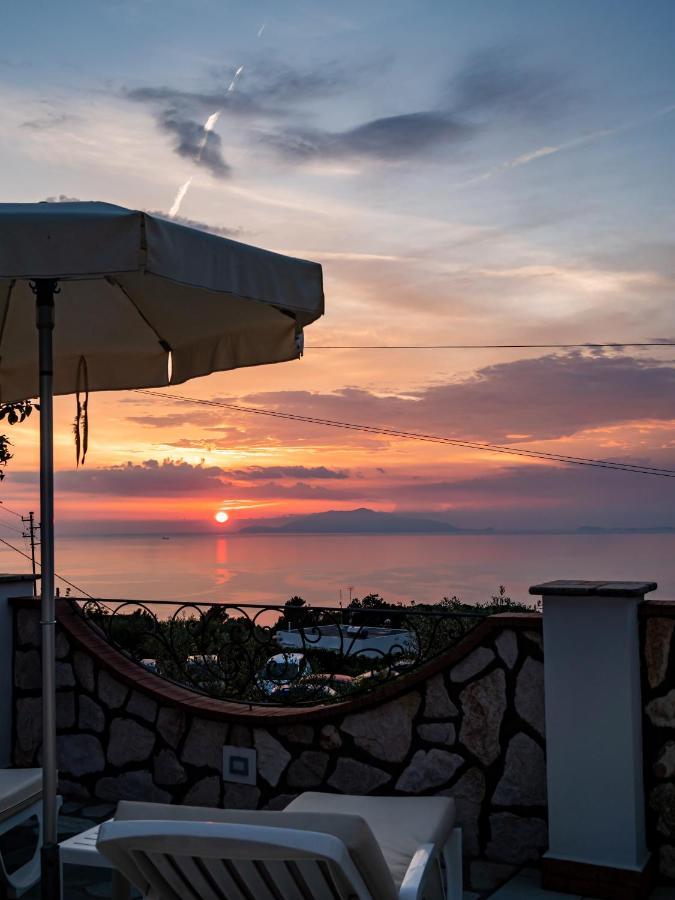 Casa Astra Bed and Breakfast Anacapri  Buitenkant foto
